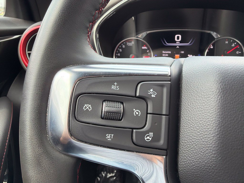 Used 2025 Chevrolet Blazer RS FWD image 19