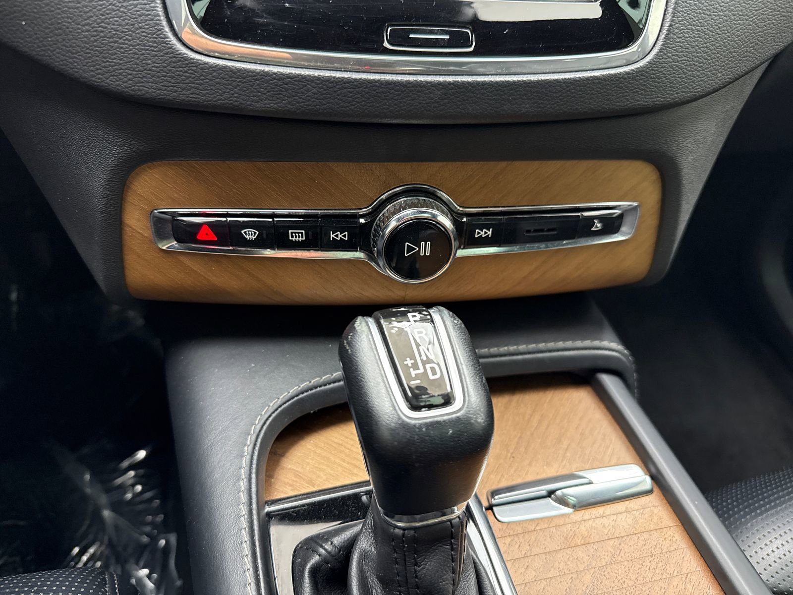 Used 2018 Volvo XC90 T6 Inscription w/ Luxury Package AWD/4WD image 30
