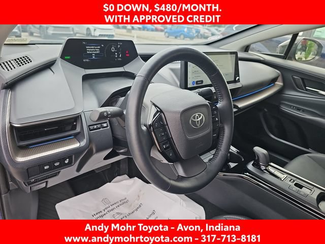 Used 2024 Toyota Prius XLE FWD image 9