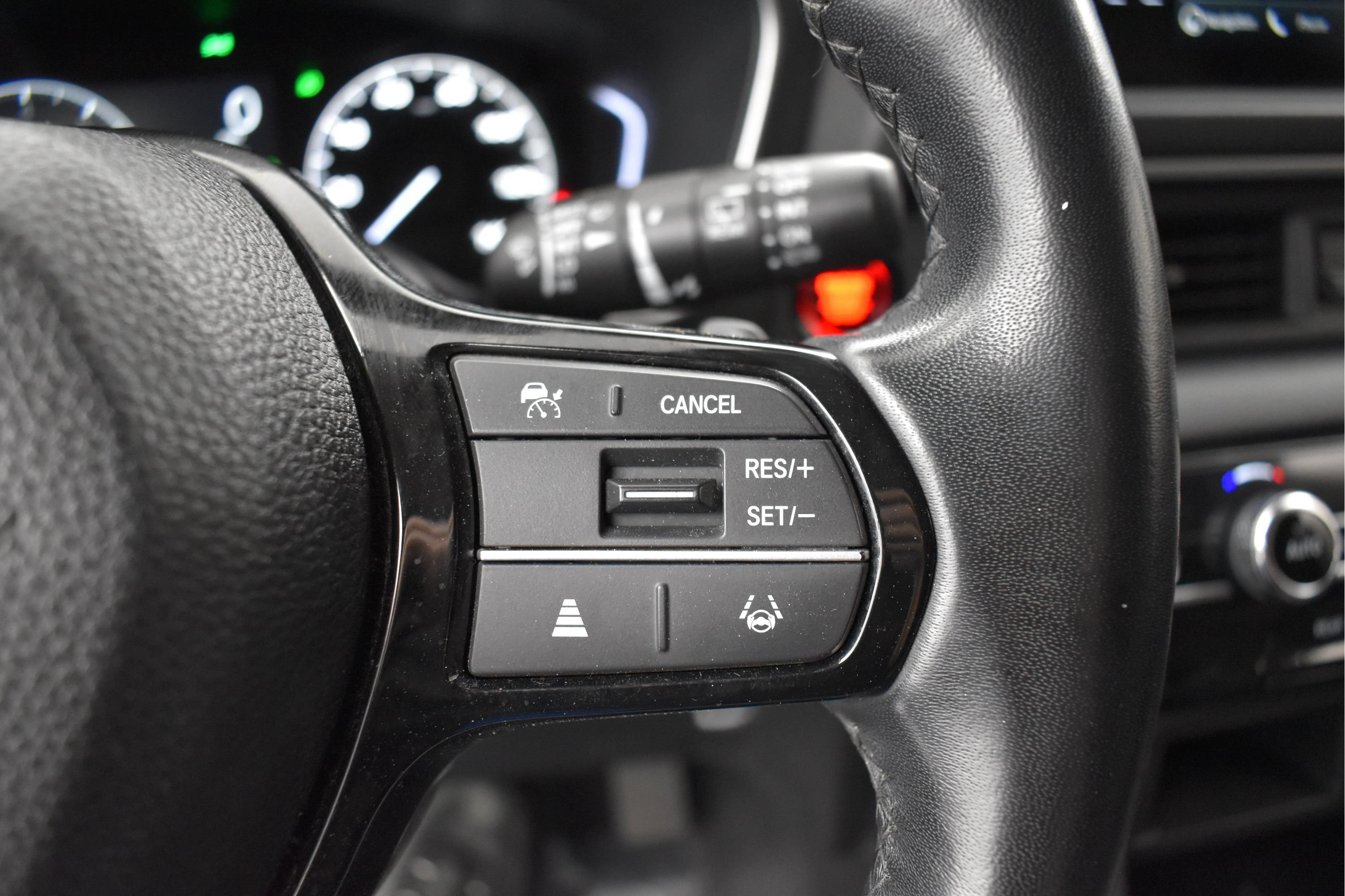 Used 2023 Honda Pilot Touring image 25