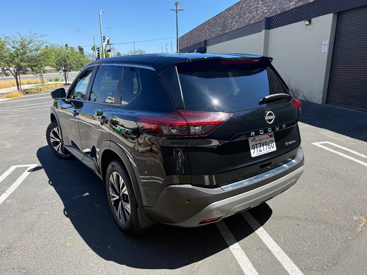 Used 2023 Nissan Rogue SV AWD/4WD image 5
