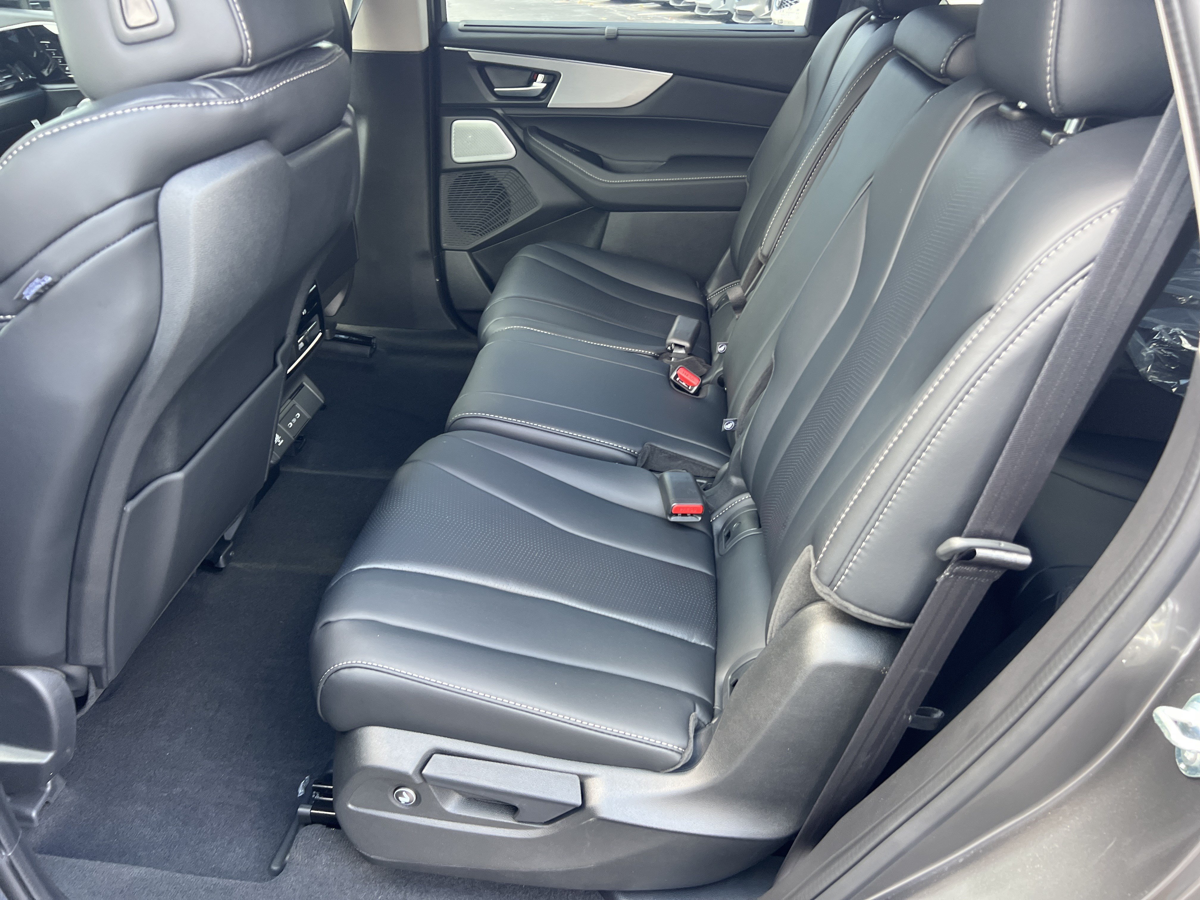 New 2026 Acura MDX w/ Technology Package AWD/4WD image 15