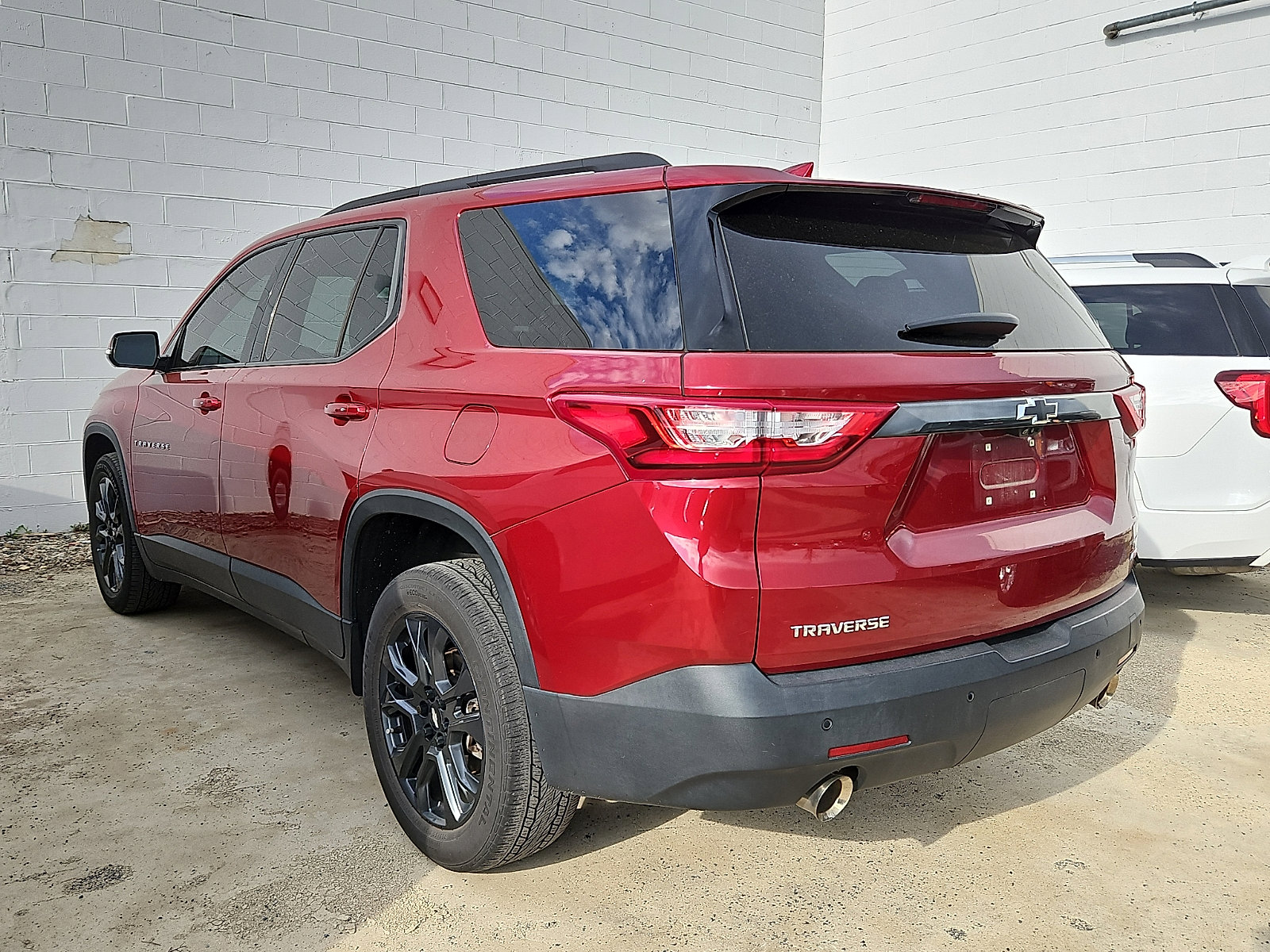 Used 2020 Chevrolet Traverse RS image 6