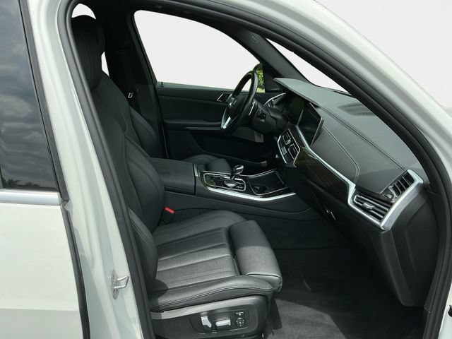 Used 2021 BMW X5 xDrive40i w/ Premium Package AWD/4WD image 17