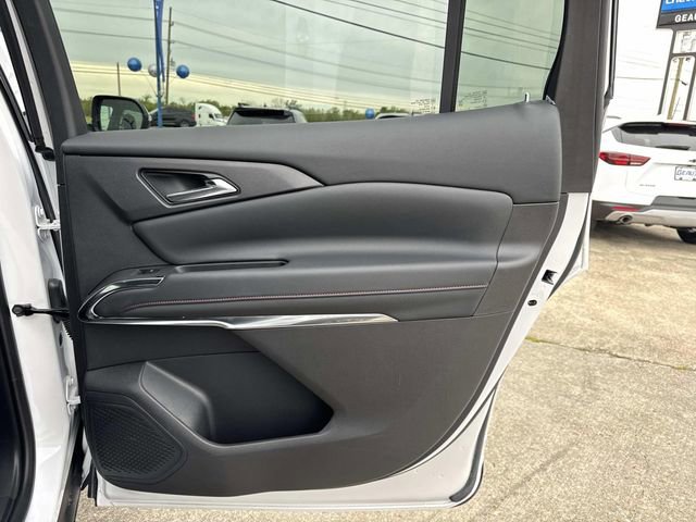 Used 2025 Chevrolet Traverse Z71 w/ Driver Confidence Package image 29