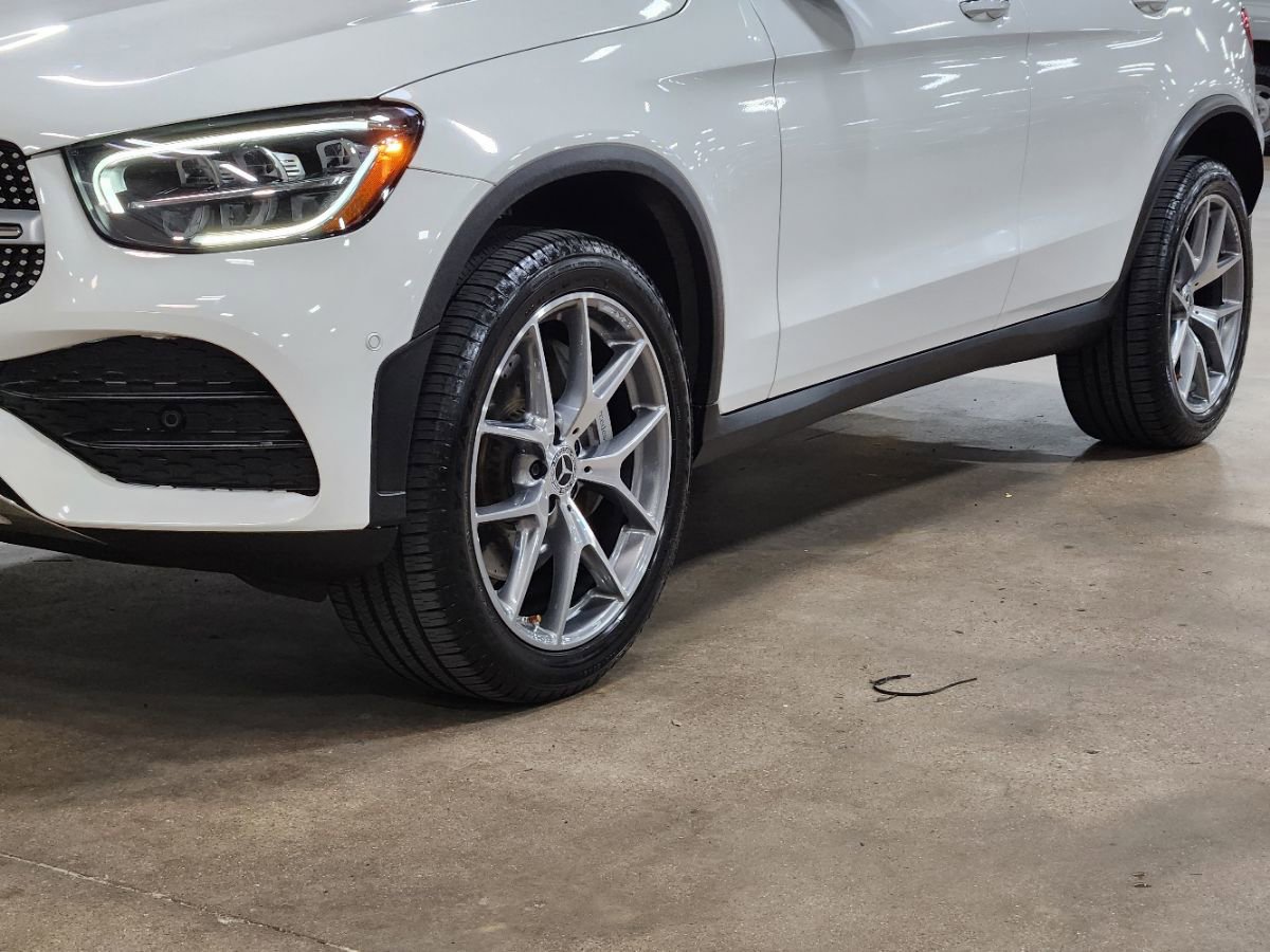 Used 2022 Mercedes-Benz GLC 300 image 17