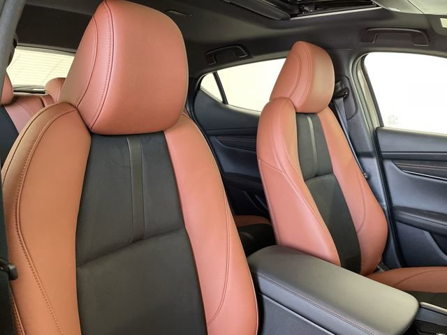 Certified 2025 MAZDA MAZDA3 Carbon image 18