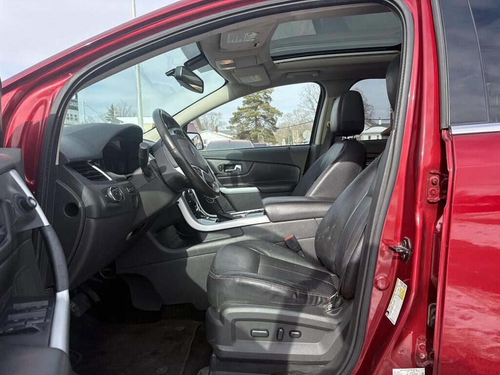 Used 2014 Ford Edge Limited w/ Equipment Group 302A image 16