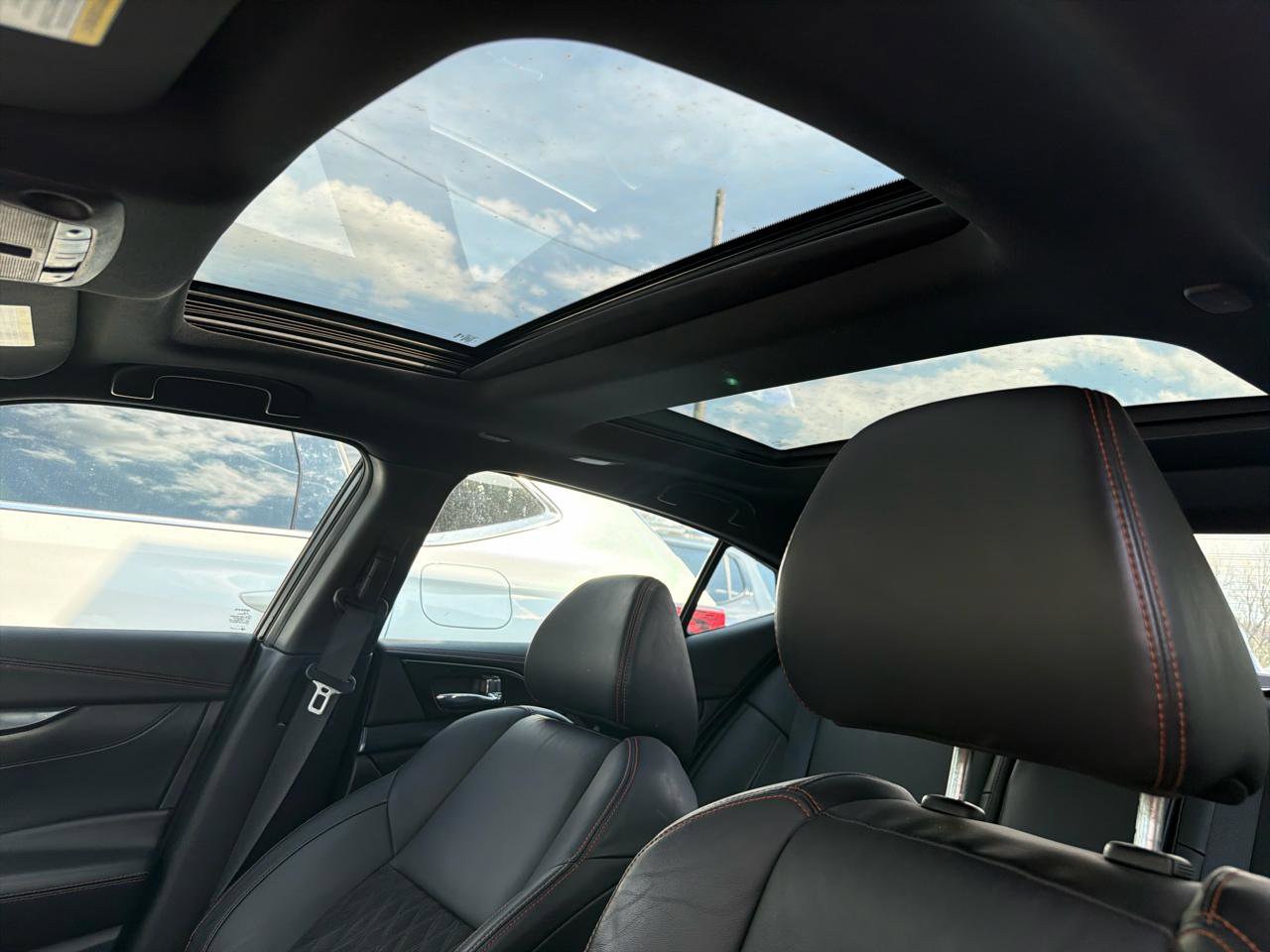 Used 2021 Nissan Maxima SR w/ Sport Mat Group FWD image 19