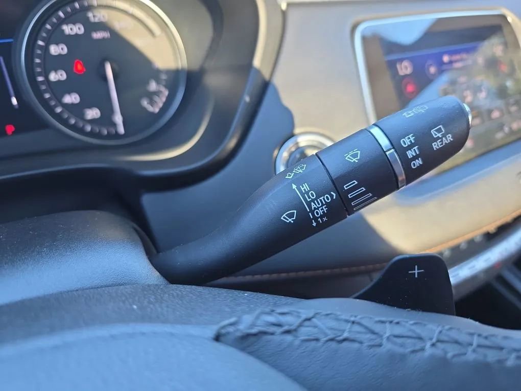 Used 2019 Cadillac XT4 Premium Luxury image 23