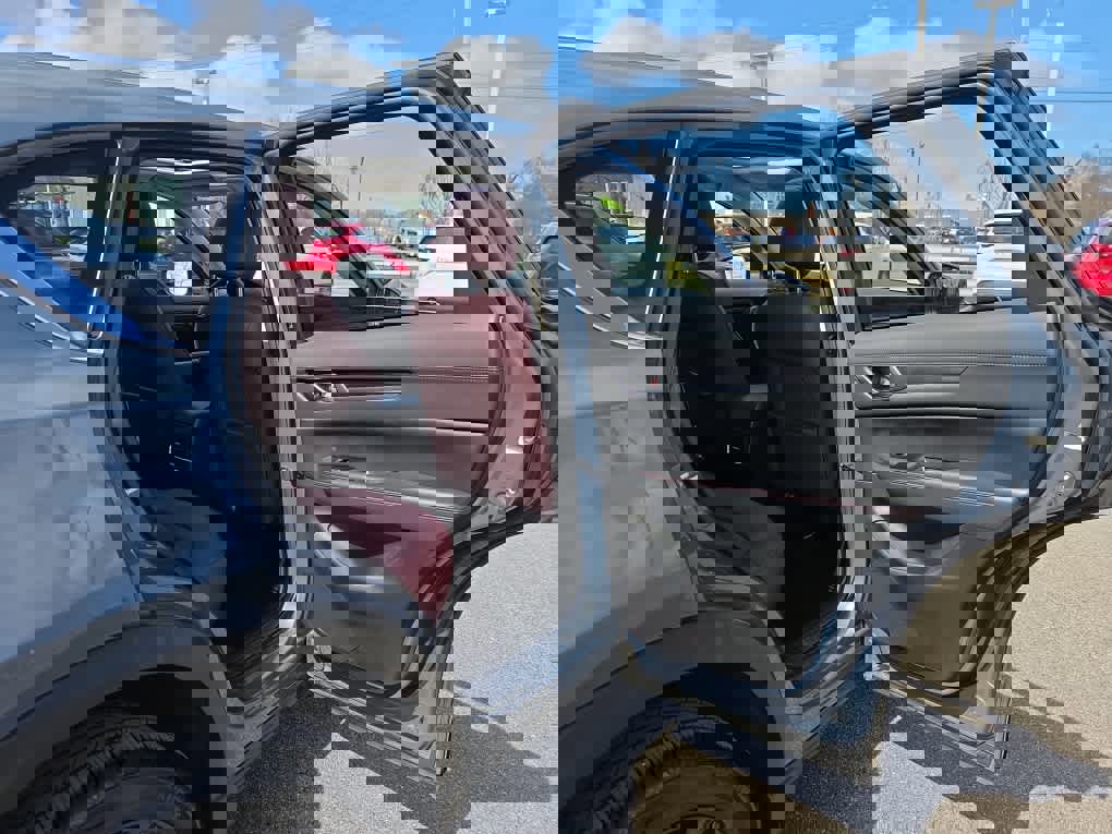 Used 2025 MAZDA CX-5 Carbon Edition image 24