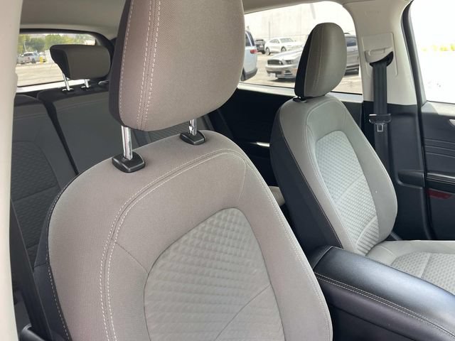 Used 2022 Ford Escape SE FWD image 36