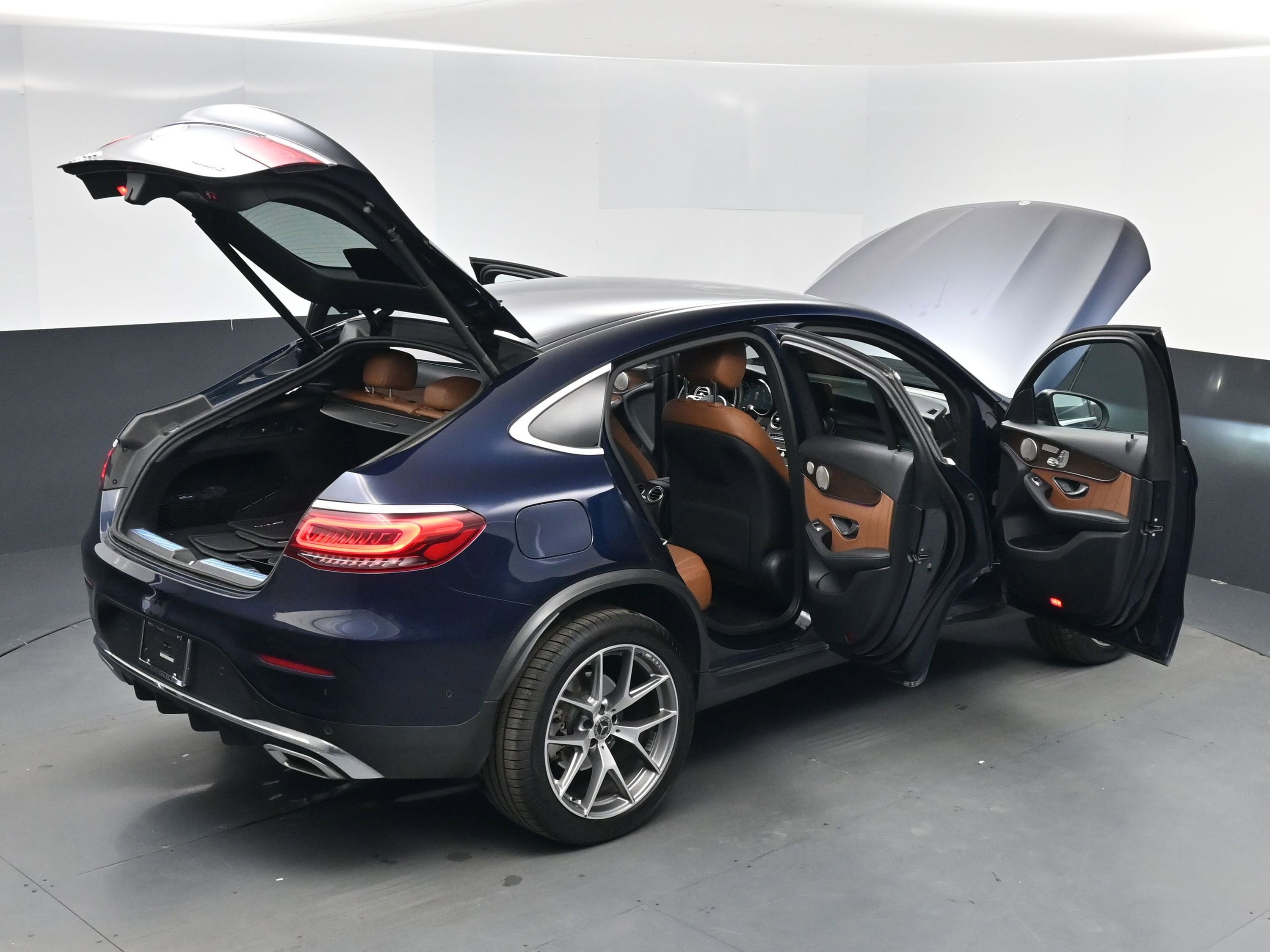 Used 2021 Mercedes-Benz GLC 300 4MATIC Coupe image 27