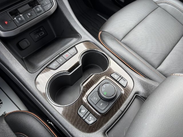 Certified 2023 GMC Acadia AT4 w/ Technology Package AWD/4WD image 16