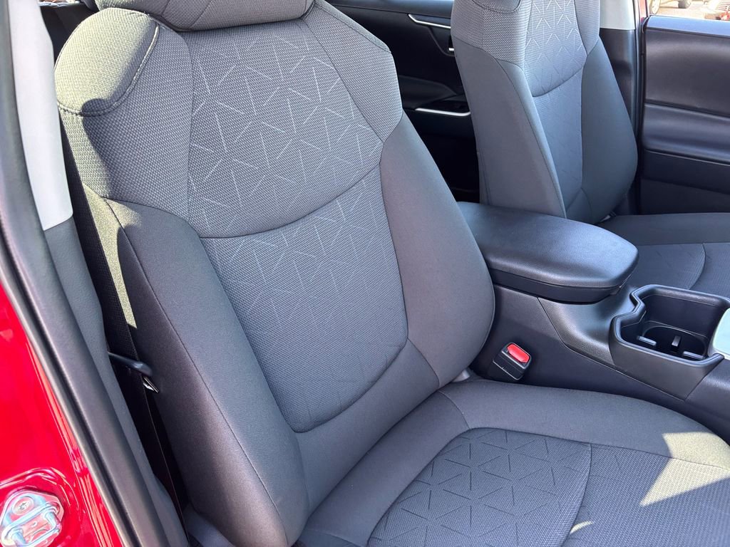 Certified 2025 Toyota RAV4 XLE image 35