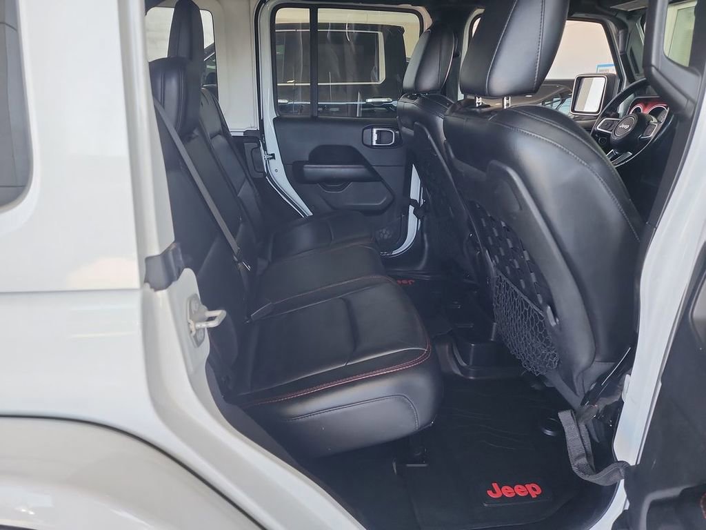 Used 2018 Jeep Wrangler Unlimited Rubicon image 26