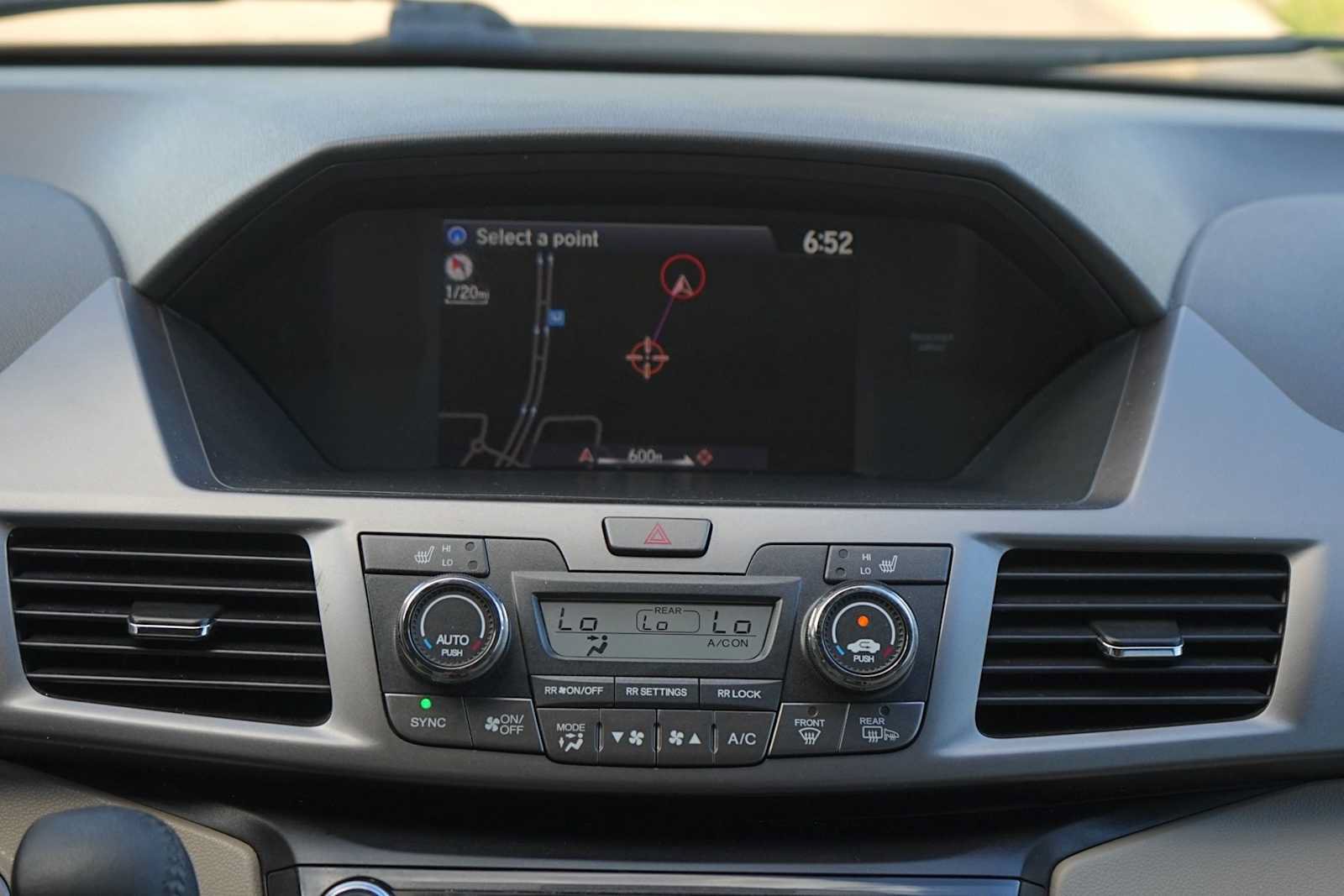 Used 2016 Honda Odyssey Touring image 19