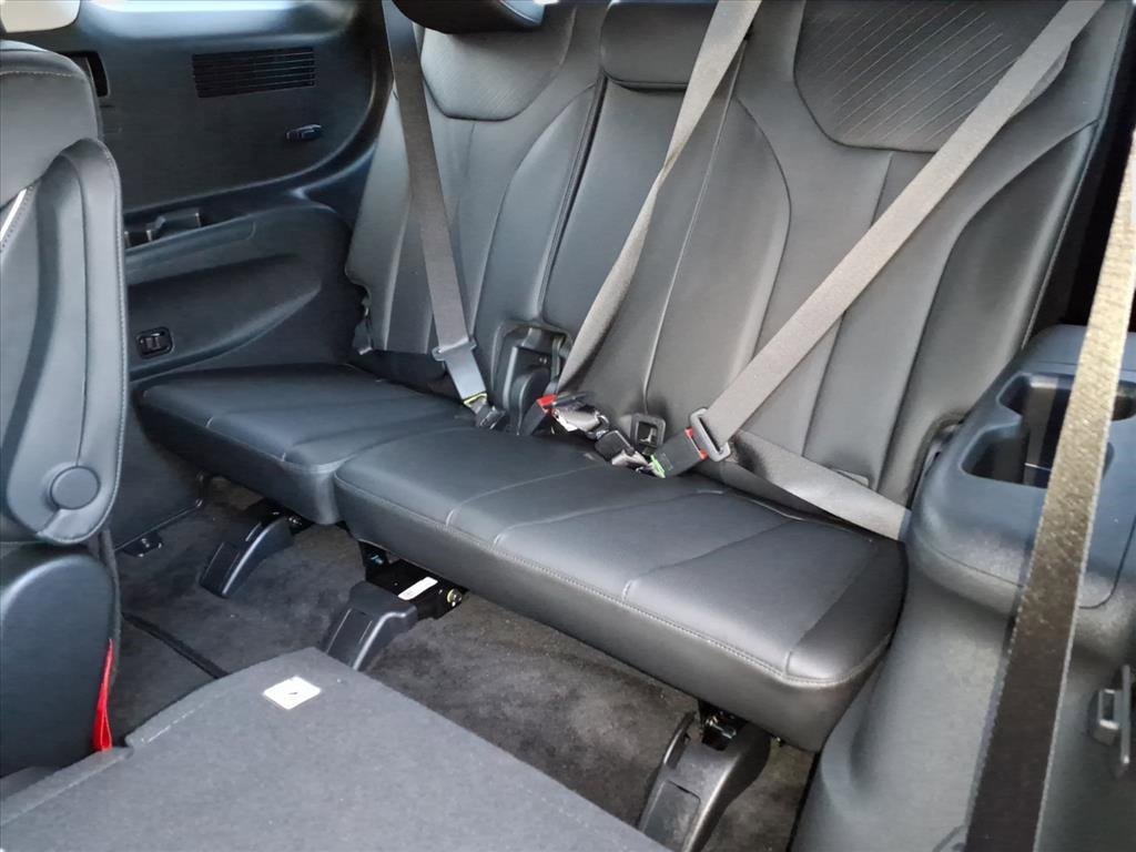 Used 2025 Hyundai Palisade SEL image 11