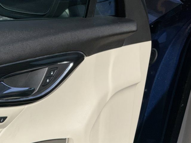 Used 2022 Buick Envision Essence w/ Safety Package image 15