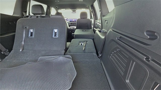 New 2026 Buick Enclave Preferred w/ LPO, Floor Liner Package image 18