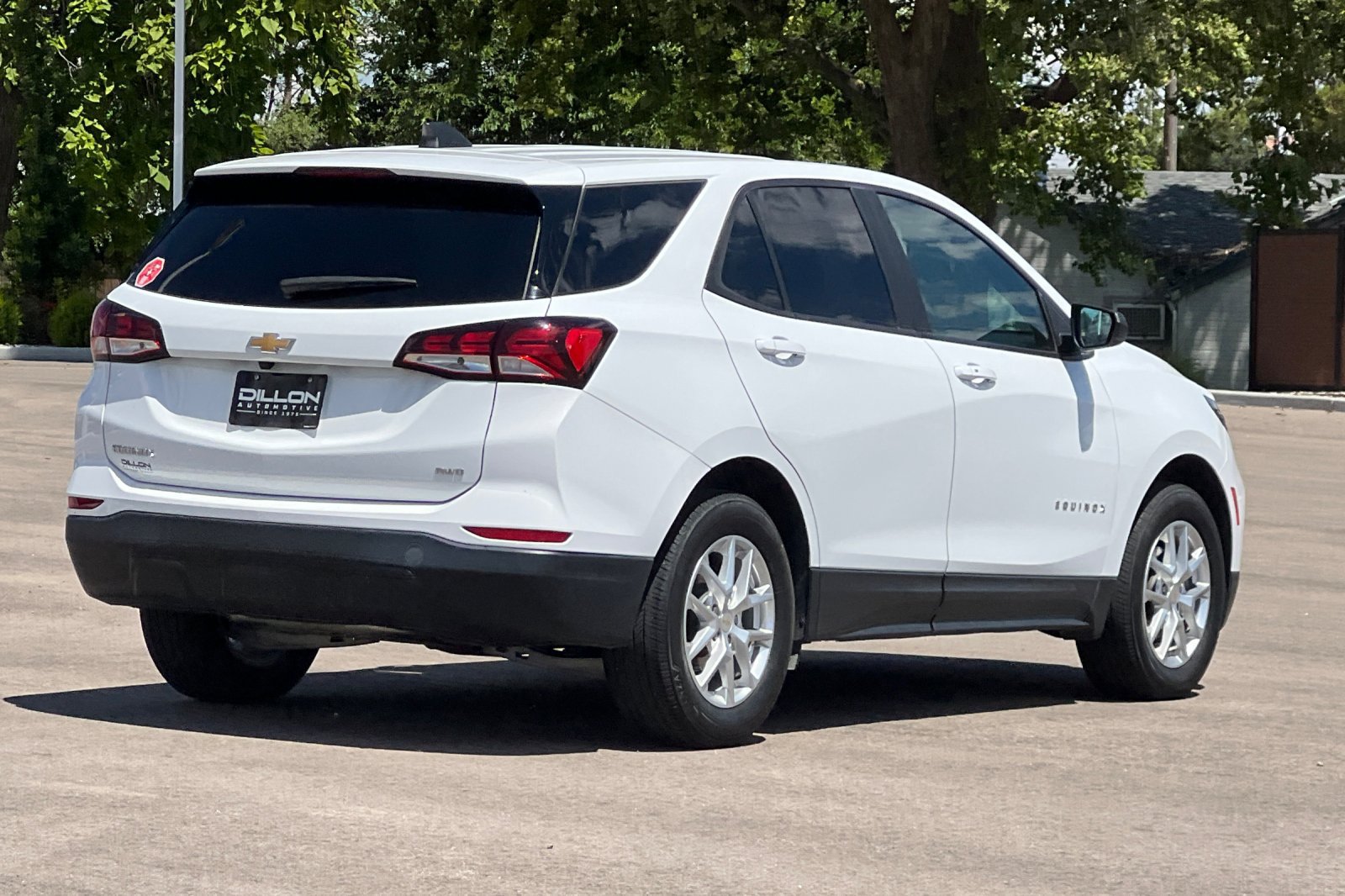 Used 2022 Chevrolet Equinox LS w/ LS Convenience Package AWD/4WD image 6