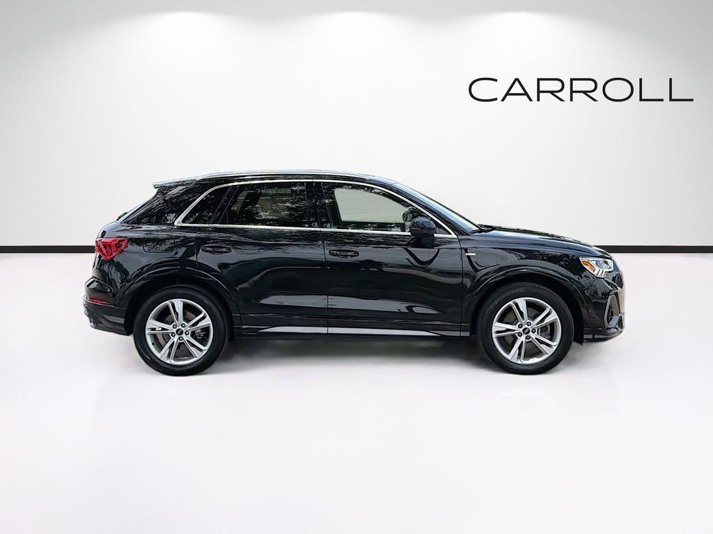 Used 2022 Audi Q3 2.0T Premium Plus w/ Premium Plus Package AWD/4WD image 2