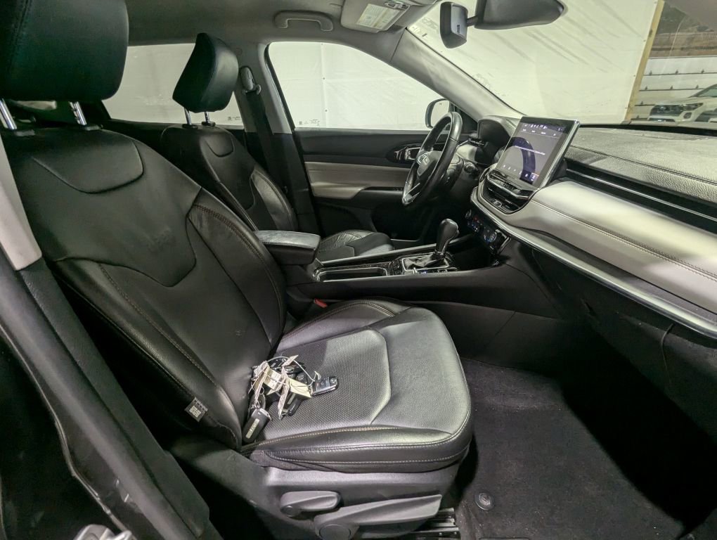 Certified 2022 Jeep Compass Limited image 9