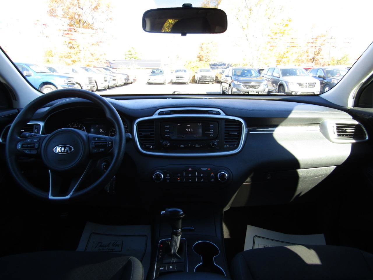 Used 2017 Kia Sorento AWD image 9