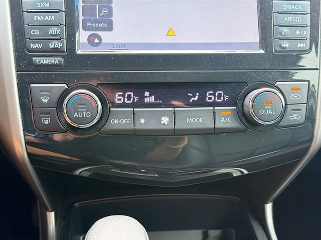 Used 2015 Nissan Altima 3.5 SL FWD image 31