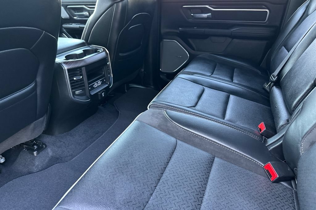 New 2026 RAM 1500 Laramie AWD/4WD image 11