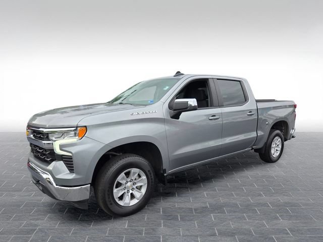 Used 2025 Chevrolet Silverado 1500 LT AWD/4WD image 3