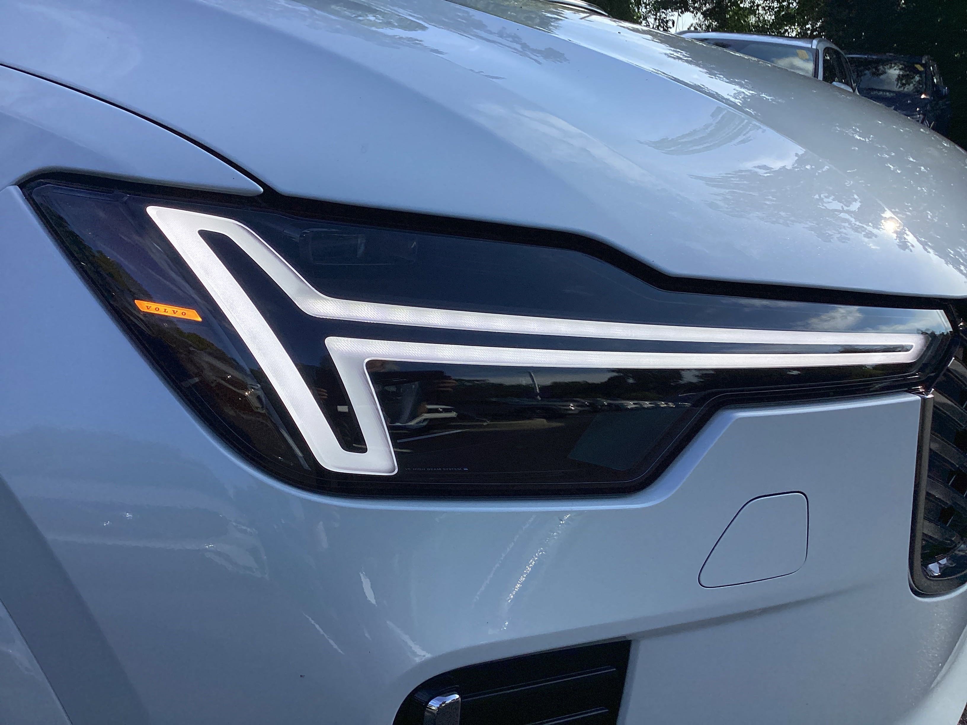 Used 2026 Volvo XC90 B6 Plus w/ Protection Package Premier image 11