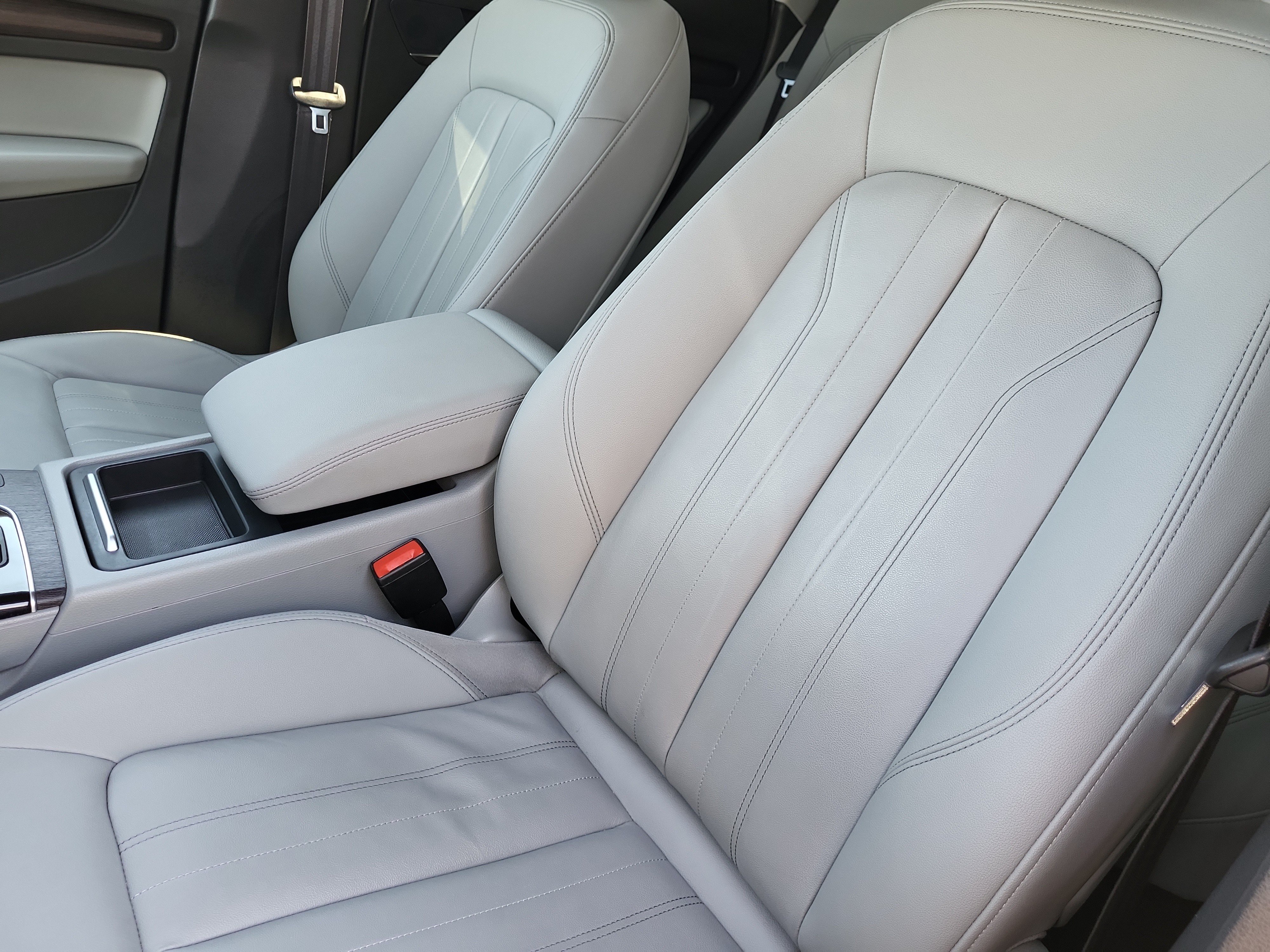 Used 2022 Audi Q5 2.0T Premium AWD/4WD image 13