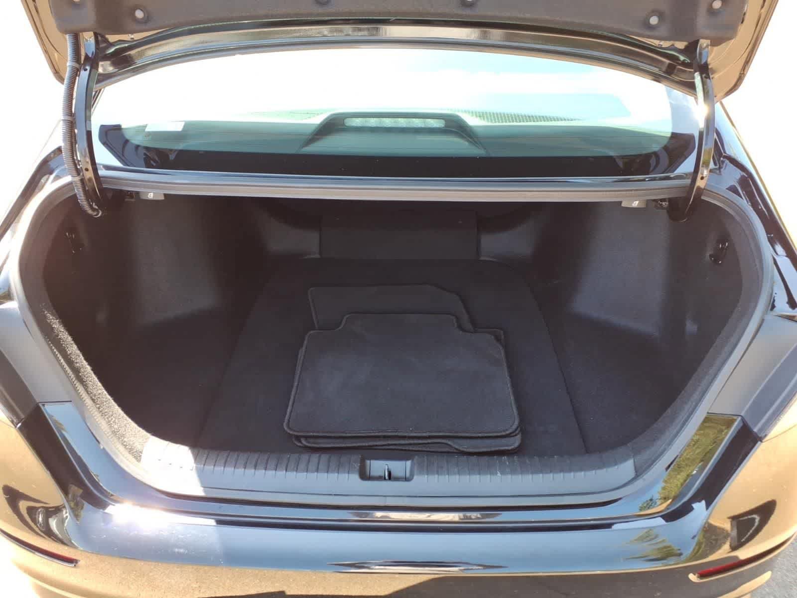 Used 2023 Honda Accord EX image 6