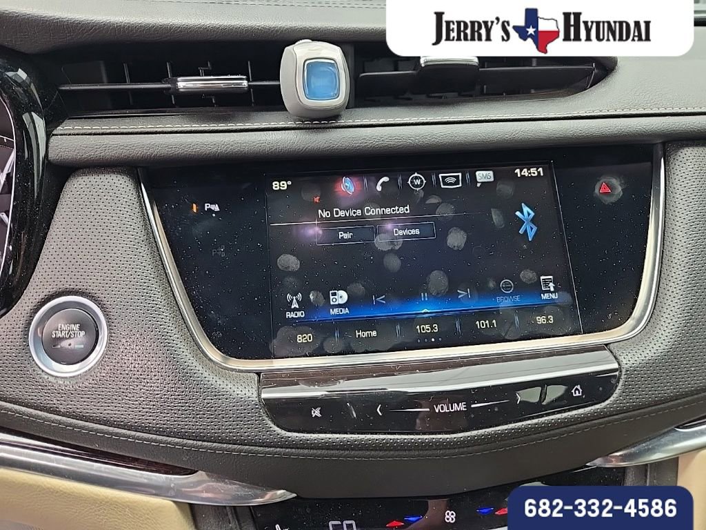 Used 2017 Cadillac XT5 Luxury w/ Driver Awareness Package FWD image 8
