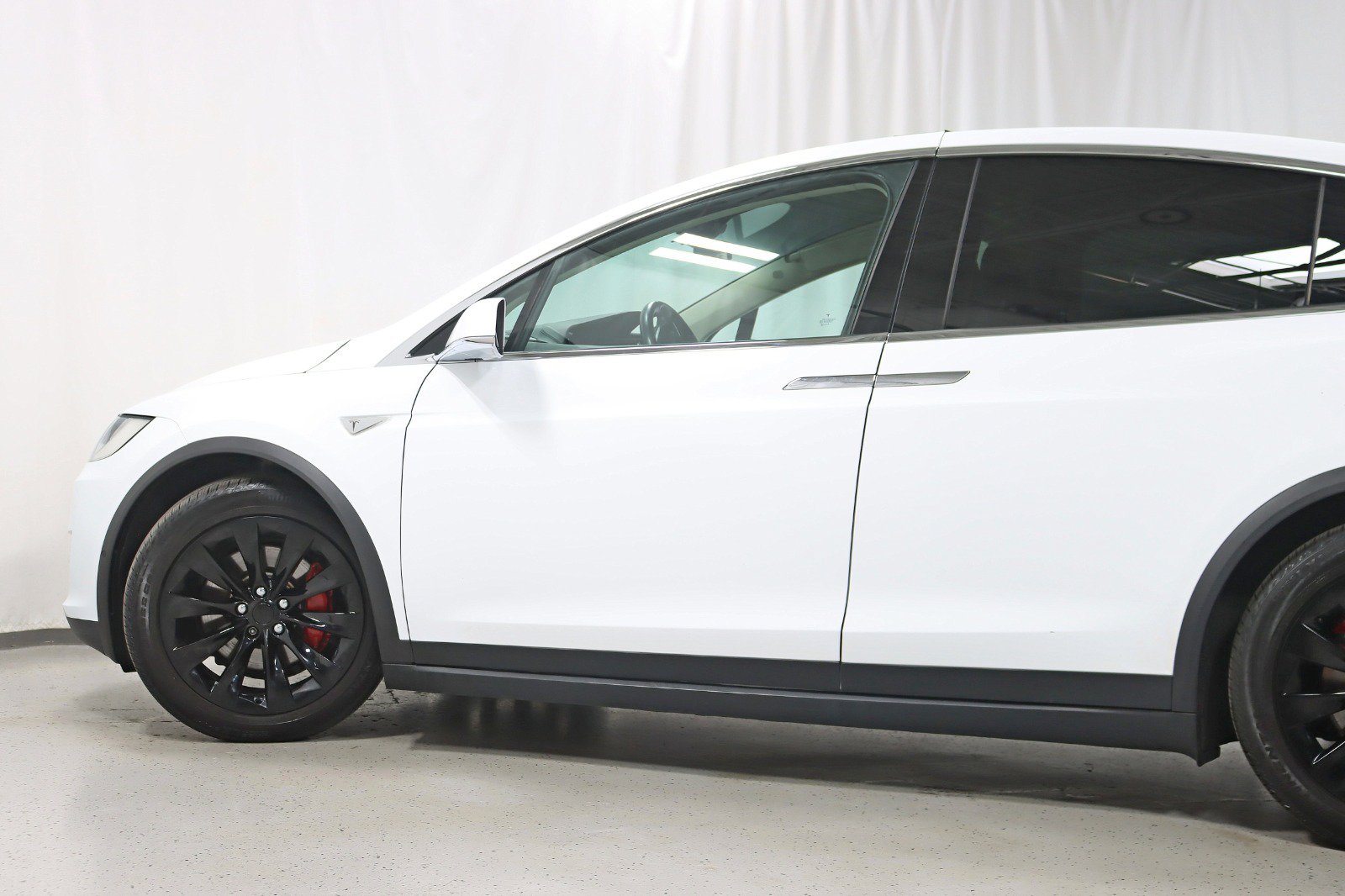 Used 2016 Tesla Model X AWD/4WD image 12