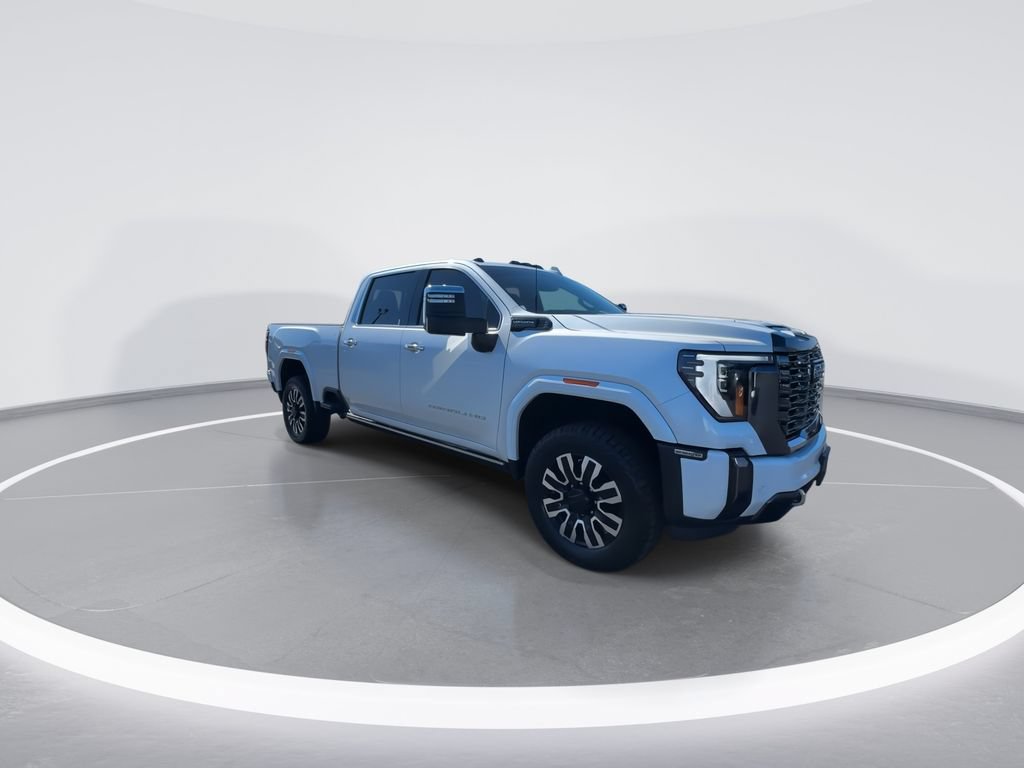 Used 2024 GMC Sierra 2500 Denali Ultimate AWD/4WD image 2