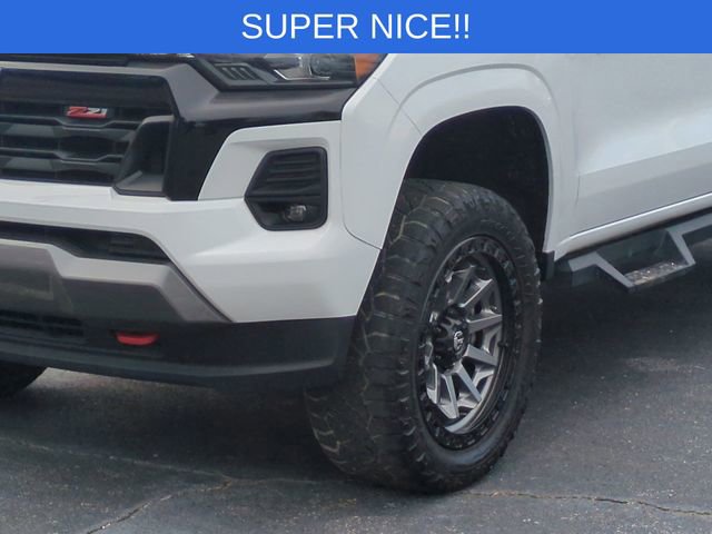 Used 2023 Chevrolet Colorado Z71 w/ Z71 Convenience Package 2 image 9