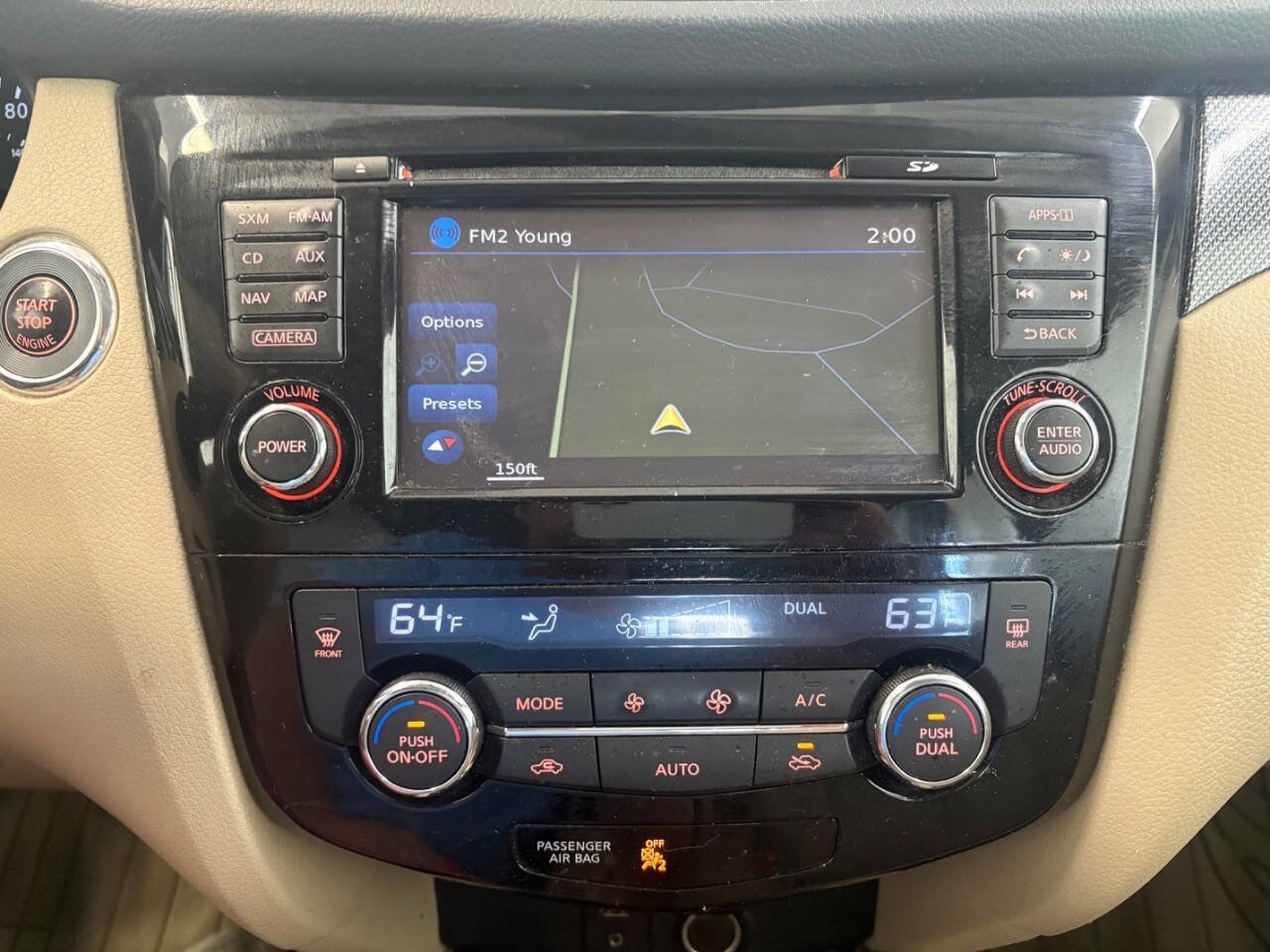 Used 2015 Nissan Rogue SL image 16