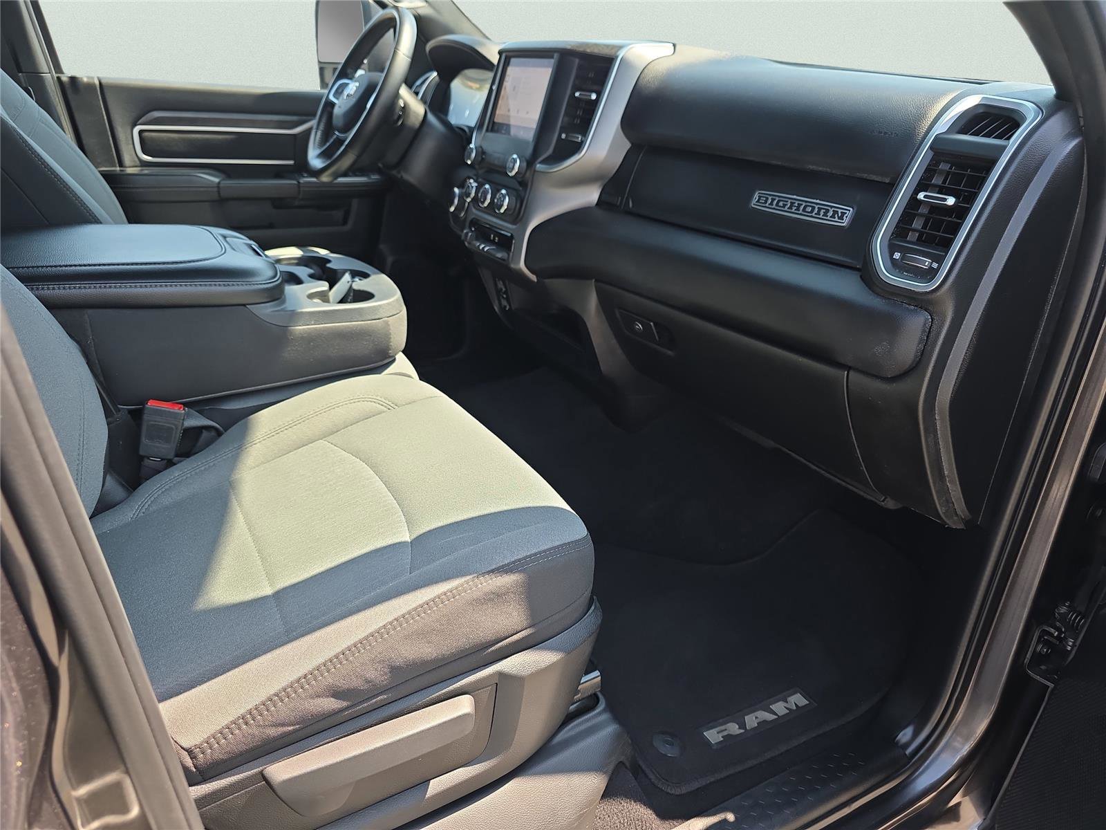 Used 2024 RAM 2500 Big Horn image 32