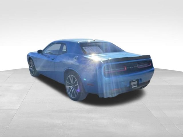 Used 2023 Dodge Challenger R/T w/ Cold Weather Group image 5