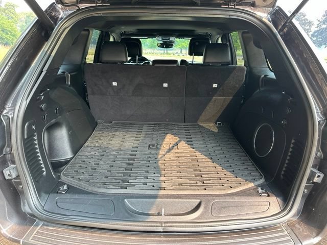 Used 2021 Jeep Grand Cherokee Laredo X AWD/4WD image 25