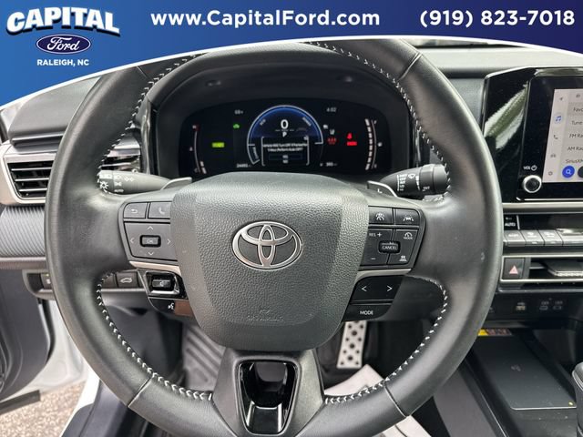Used 2025 Toyota Camry SE w/ Convenience Package FWD image 24