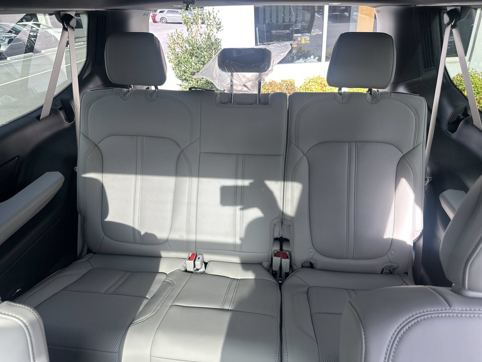 New 2026 Jeep Grand Wagoneer L Limited AWD/4WD image 25