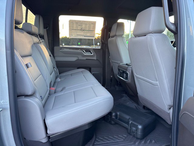 New 2026 Chevrolet Silverado 2500 LTZ w/ LTZ Premium Package AWD/4WD image 16
