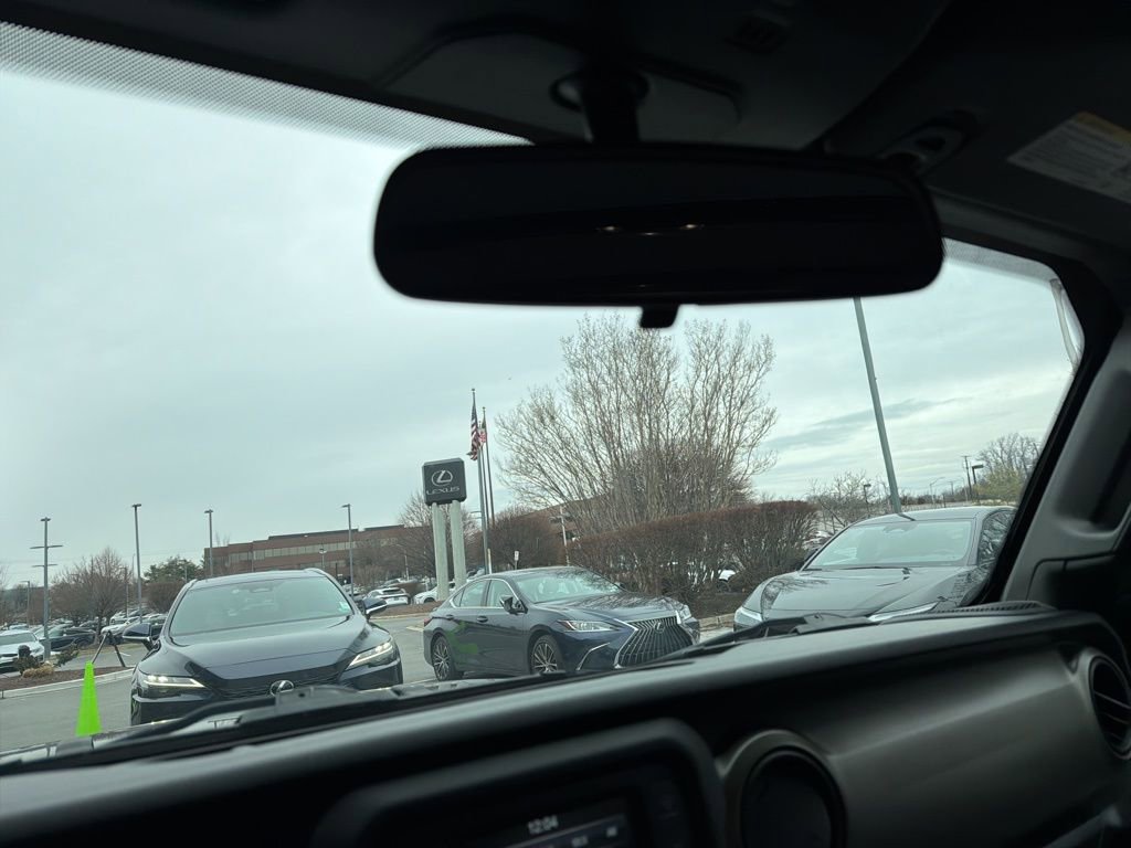 Used 2019 Jeep Wrangler Unlimited Sport image 23