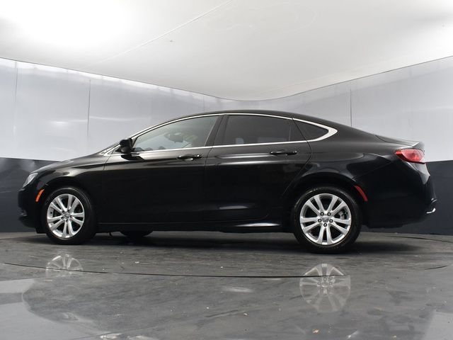 Used 2015 Chrysler 200 Limited FWD image 21