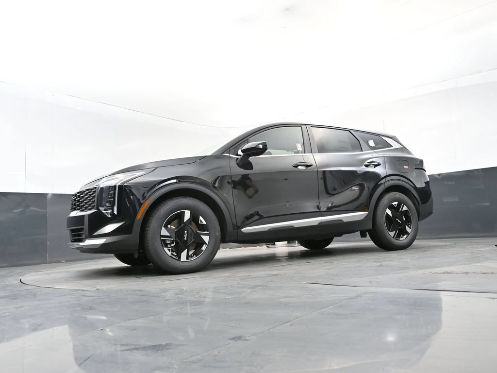 New 2026 Kia Sportage LX FWD image 13