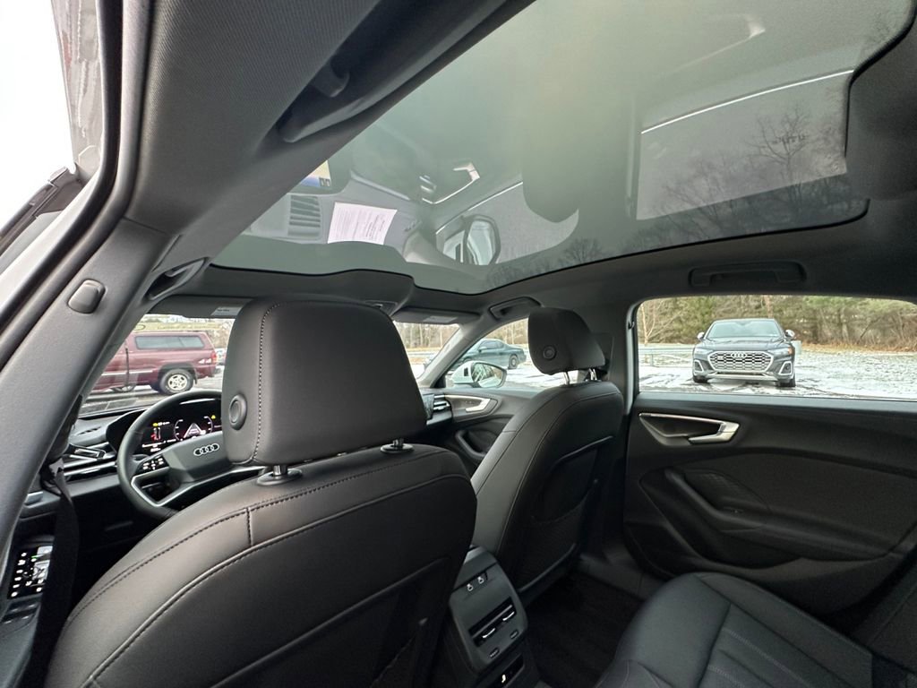 Used 2025 Audi A5 2.0T Premium w/ Premium Plus AWD/4WD image 27