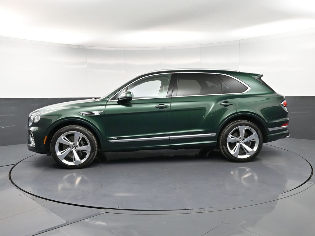 Used 2022 Bentley Bentayga AWD/4WD image 2